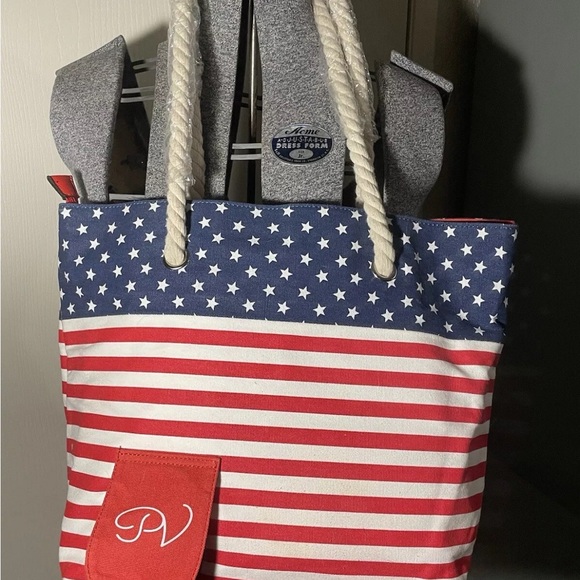 PortoVino Wine Tote/beach  Red , White And Blue w/ Hidden Spout & Wine Bag - Picture 5 of 9